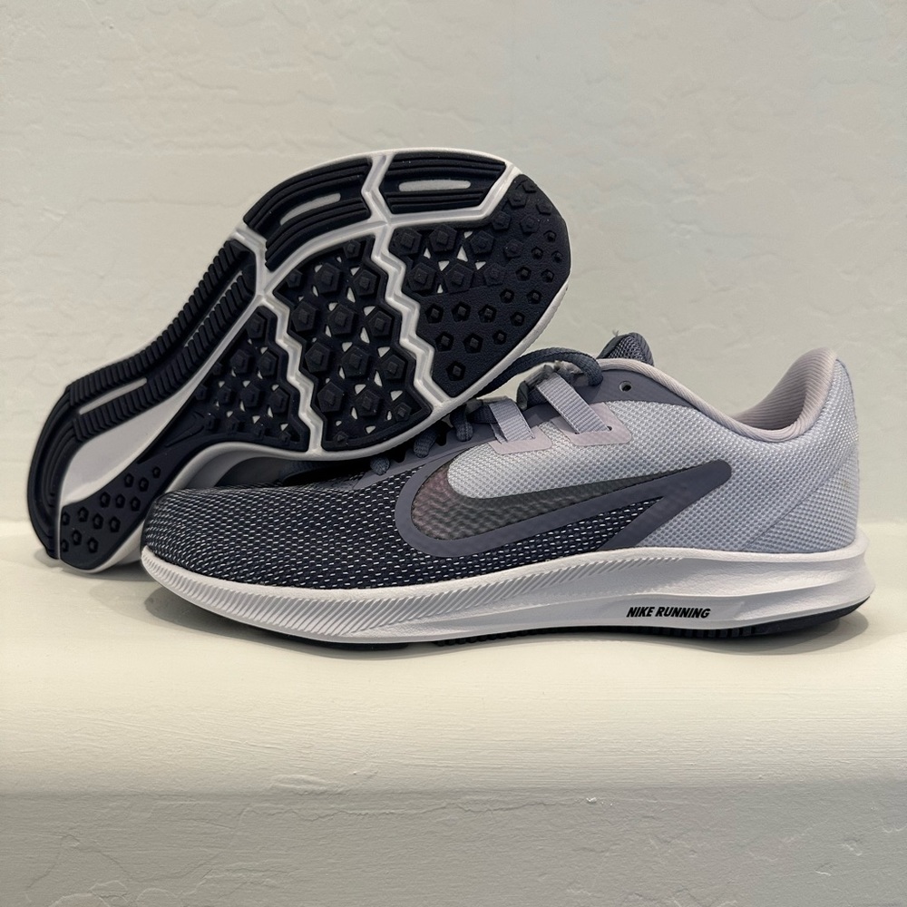 Women’s Nike Downshifter Size 6